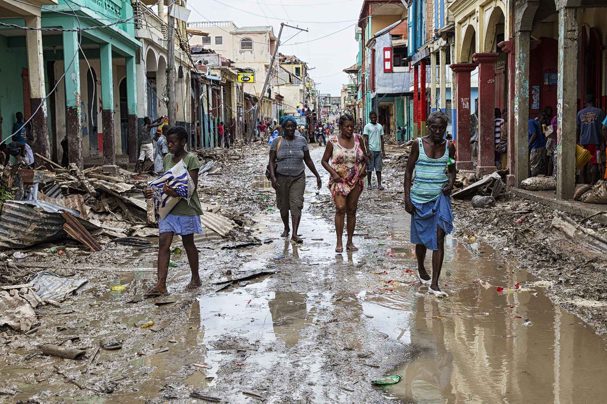 Comment s'appelle l'ouragan qui a touché la semaine dernière les côtes haïtiennes ?