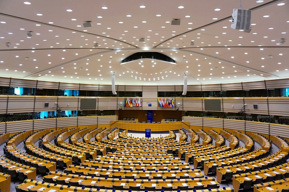 Quelles sanctions Bruxelles a-t-elle décidées contre l'Autriche ?