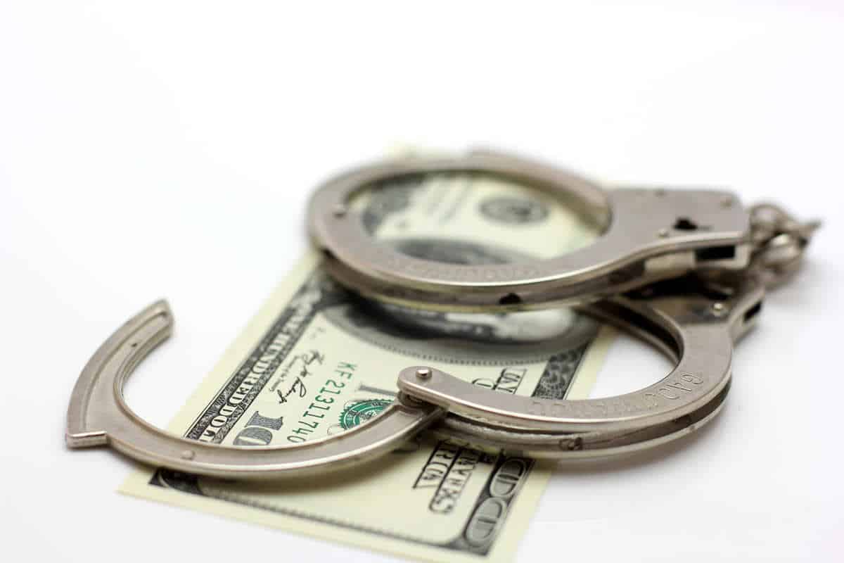 Dans quel pays une affaire de corruption a-t-elle été révélée ? 