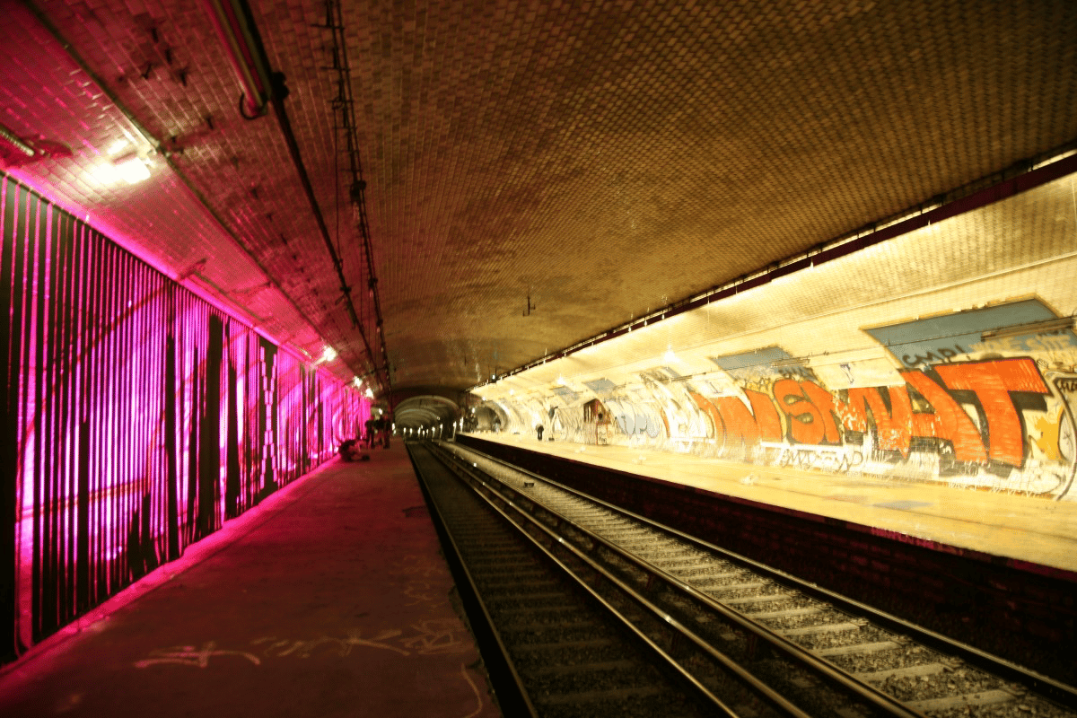 Anne Hidalgo veut rendre gratuits les transports en commun d'ici mars 2019.