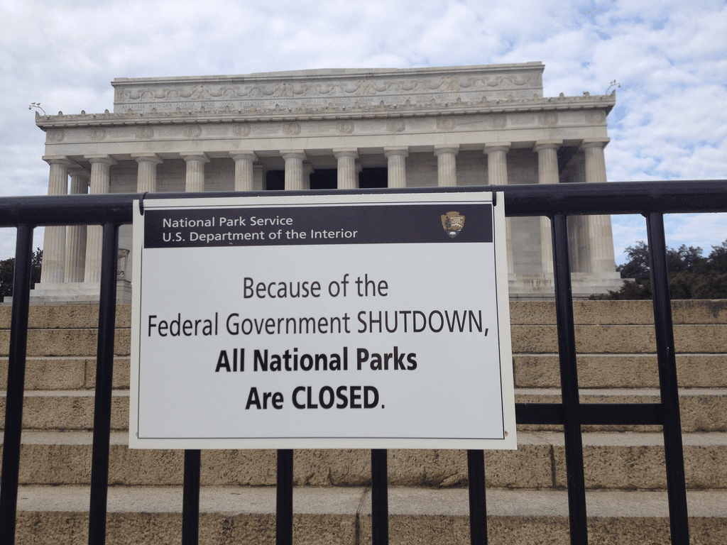 Le shutdown le plus long aux États-Unis avait eu lieu en...