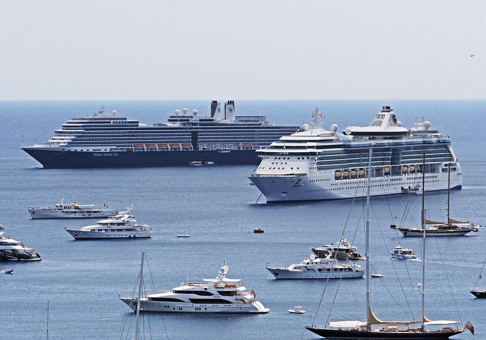 La France proposera un renforcement des normes anti-pollution de l’air pour les navires...