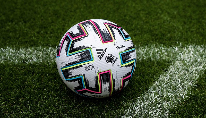 Quel pays fait polémique pour le maillot de sa sélection de football pour l’euro 2021 ?