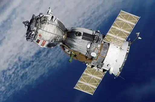 Quel pays a détruit un de ses propres satellites cette semaine ? 