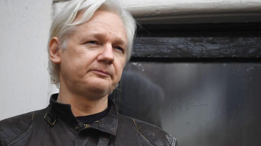 Quelle peine de prison Julian Assange risque-t-il sous le coup de la justice américaine ?