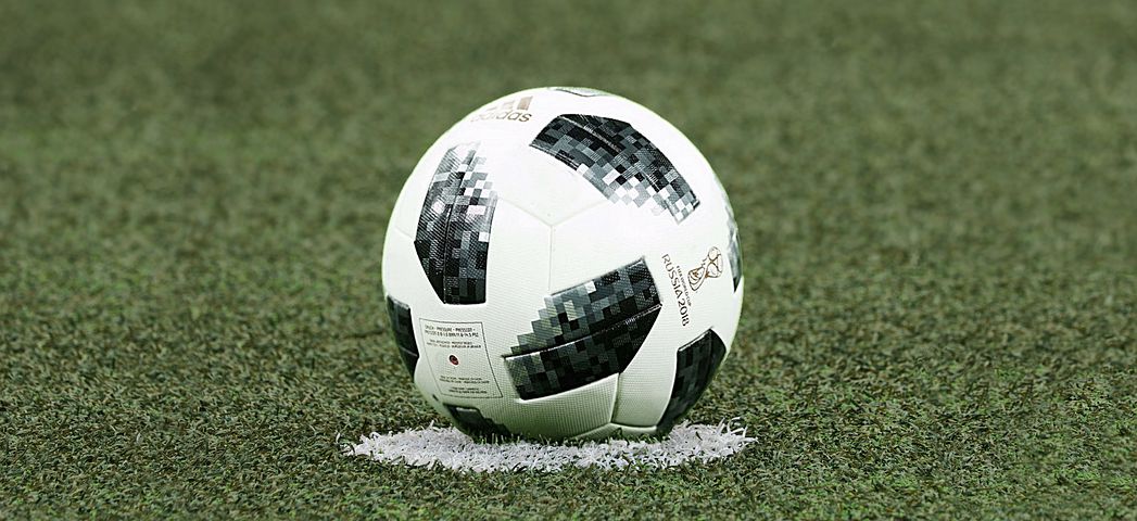 Pourquoi certaines personnalités politiques appellent au boycott de la Coupe du Monde au Qatar ?