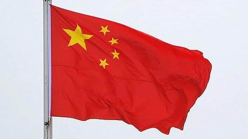 Quels ont été les sujets principalement abordés par E. Macron et Ursula von der Leyen lors de leur visite en Chine ?