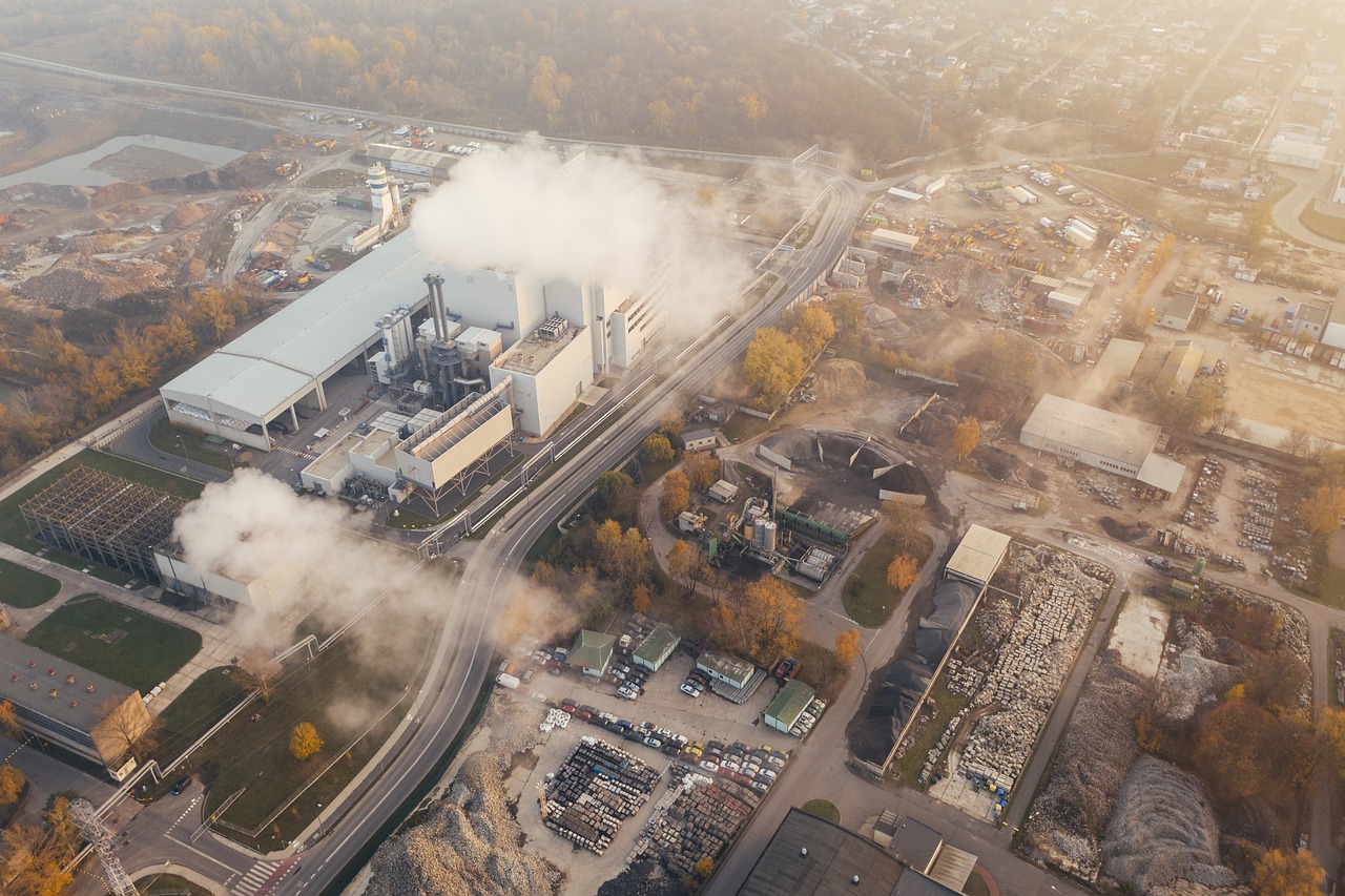 Quel pays (ou groupement étatique) a annoncé qu’il donnerait 3 milliards de dollars au Fonds vert pour le climat de l’ONU lors de la COP28 ? 
