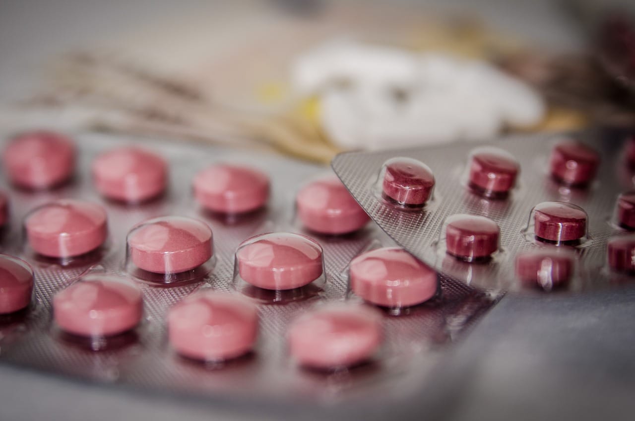 Quelle part de sa division santé grand public Sanofi a-t-il vendu à CD&R ?